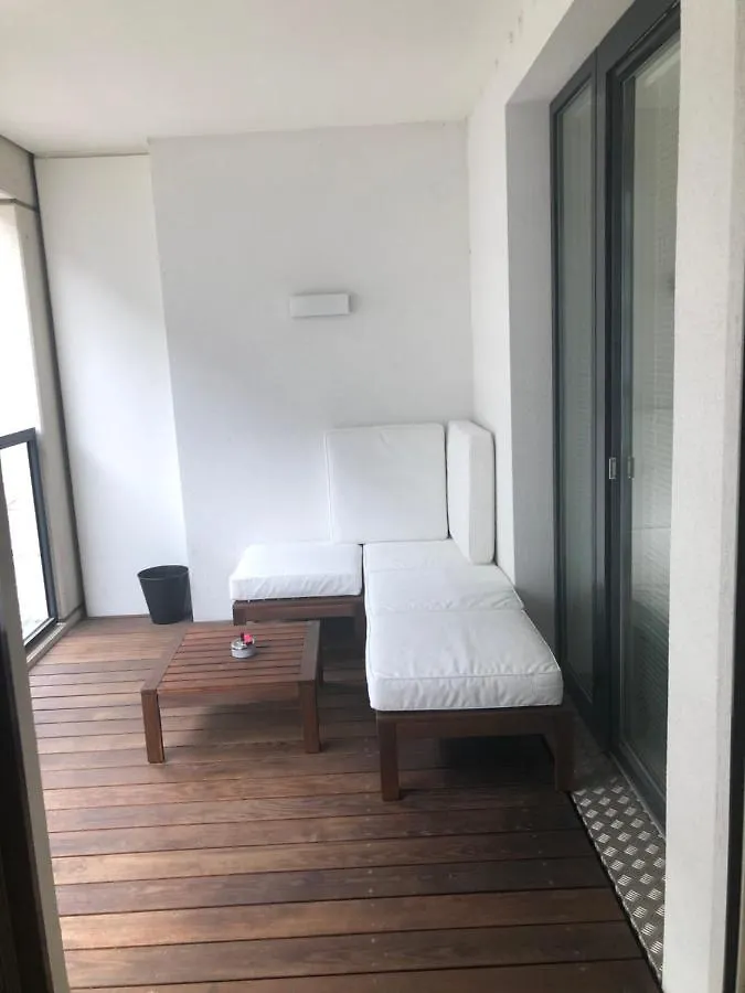 Amazing Austria Center Apartment Near Uno City Viyana